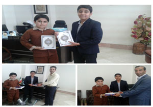 تجلیل از دو دانش آموز نمونه در گلوگاه