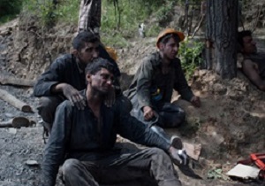 آغاز پرداخت مستمری به خانواده جان‌باختگان و مصدومان معدن گلستان