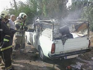 آتش سوزی در بار خودرو وانت حادثه آفرید