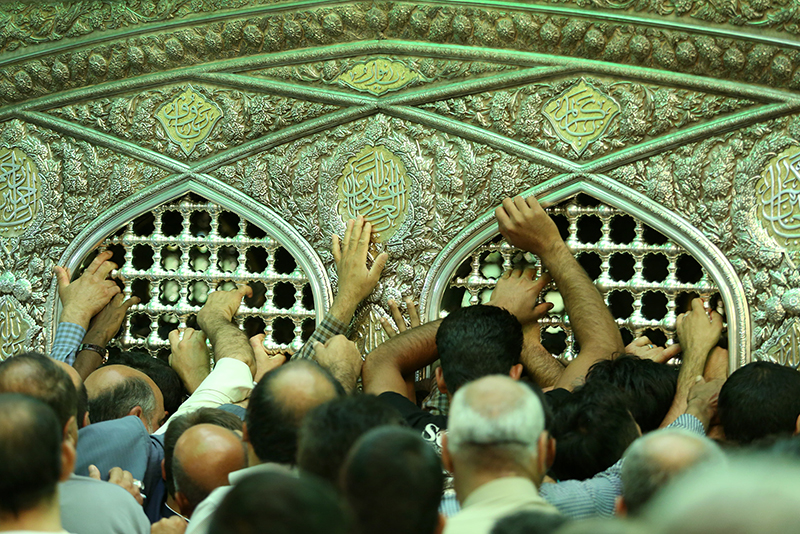تشرف ۱۳۰ زائر زیارت اولی استان هرمزگان به حرم مطهر رضوی