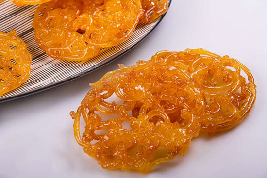 طرز تهیه زولبیاهای خوشمزه&zwnj;ی ماه رمضان