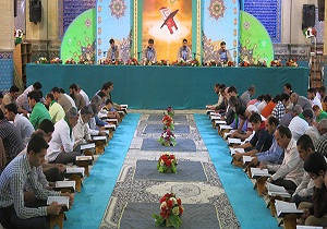 مراسم جزء خوانی قرآن کریم در30 امامزاده استان یزد