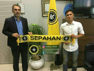 علیمحمدی با سپاهان تمدید کرد