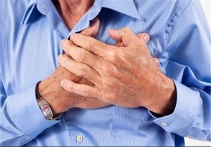 در لحظات اولیه سکته قلبی چه کنیم؟