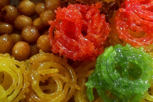 به هیچ وجه زولبیا و بامیه&zwnj;های &laquo;رنگی&raquo; در ماه رمضان نخرید!