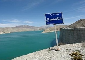شنا کردن در تاسیسات آبی استان بوشهر ممنوع شد