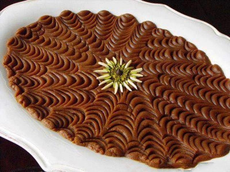 مراحل تزیین خلاقانه حلوا با قاشق