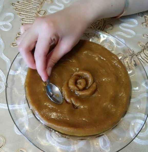 مراحل تزیین خلاقانه حلوا با قاشق