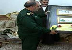 تجلیل از جمعی از خانواده های شهدا