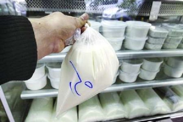 شیر فله&zwnj;ای نخرید/ غالب کردن شیر تاریخ مصرف گذشته به جای شر سنتی