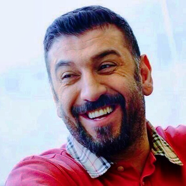 انصاریان: هیچ مذاکره ای با باشگاه نفت نداشته ام/ آرزو می کنم پرسپولیس به مصاف العین برود