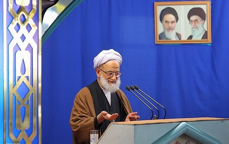 استکبار از داعش حمایت می&zwnj;کند و پولش را سعودی&zwnj;ها می&zwnj;دهند/ امام خمینی(ره) بار دیگر اسلام را به دنیا معرفی کرد