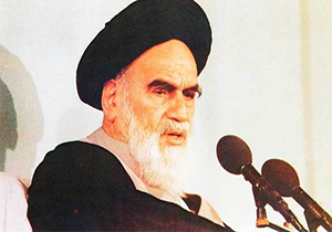 امام خمینی(ره): قراردهای سنگین بستند و مخازن کشور را به خارج دادند + فیلم