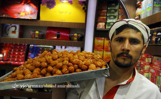 کارگاه پخت زولبیا و بامیه در ماه مبارک رمضان + گزارش تصویری