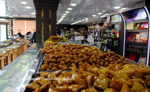 کارگاه پخت زولبیا و بامیه در ماه مبارک رمضان + گزارش تصویری