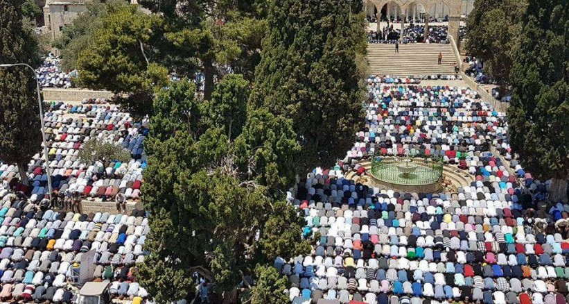 اقامه نماز250 هزار فلسطینی در مسجدالاقصی/ بیانیه صهیونیست&zwnj;ها به&zwnj;منظور ممنوعیت شدید ورود جوانان به بیت&zwnj;المقدس