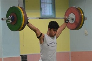 وزنه بردار طلایی استان مرکزی آماده حضور در رقابتهای جهانی