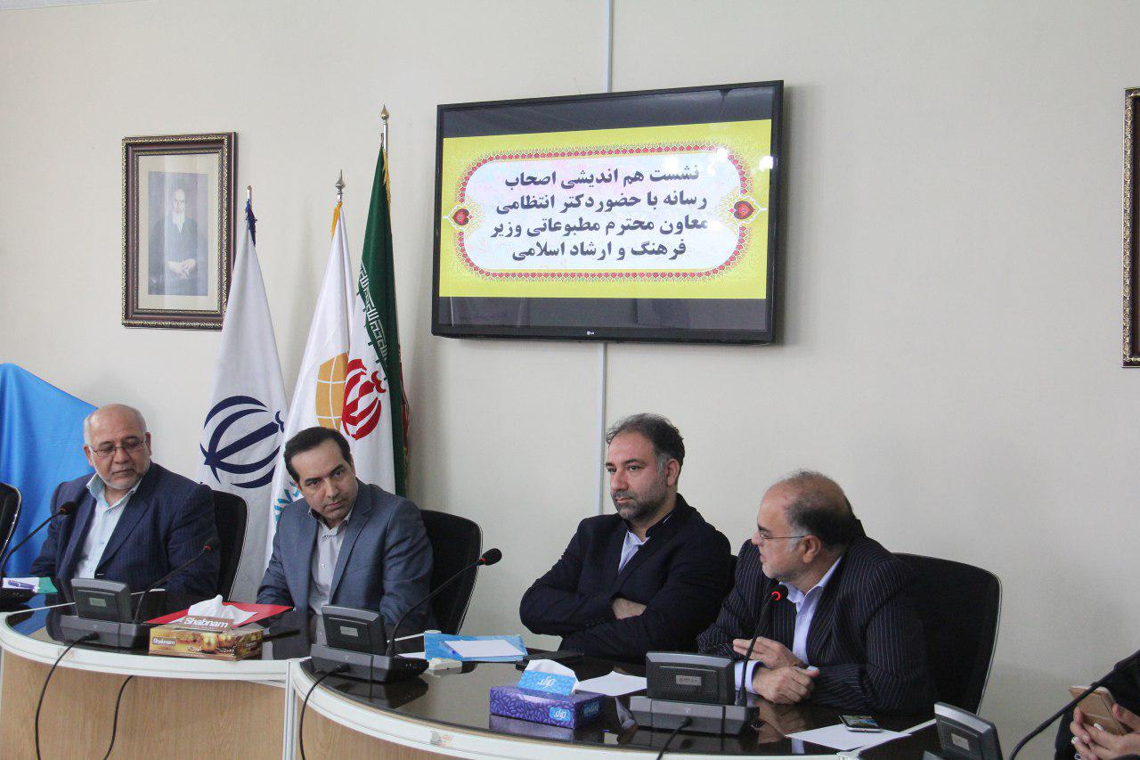 رویکرد برنامه‌های وزارت ارشاد ارتقای سواد رسانه‌ای روزنامه نگاران است