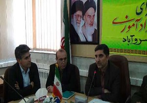 رخت بستن بی سوادی در سروآباد کردستان