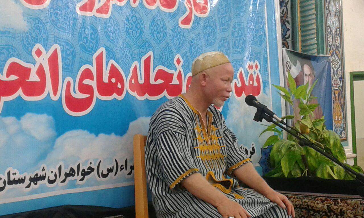 رئیس اتحادیه طلاب افریقا:برکت وجود امام خمینی در جهان اسلام مشهود است