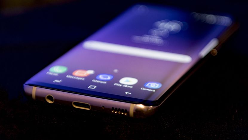 Galaxy S8 به چه قیمتی رسید؟ / مظنه قیمت رهن و اجاره آپارتمان های نقلی تهران/