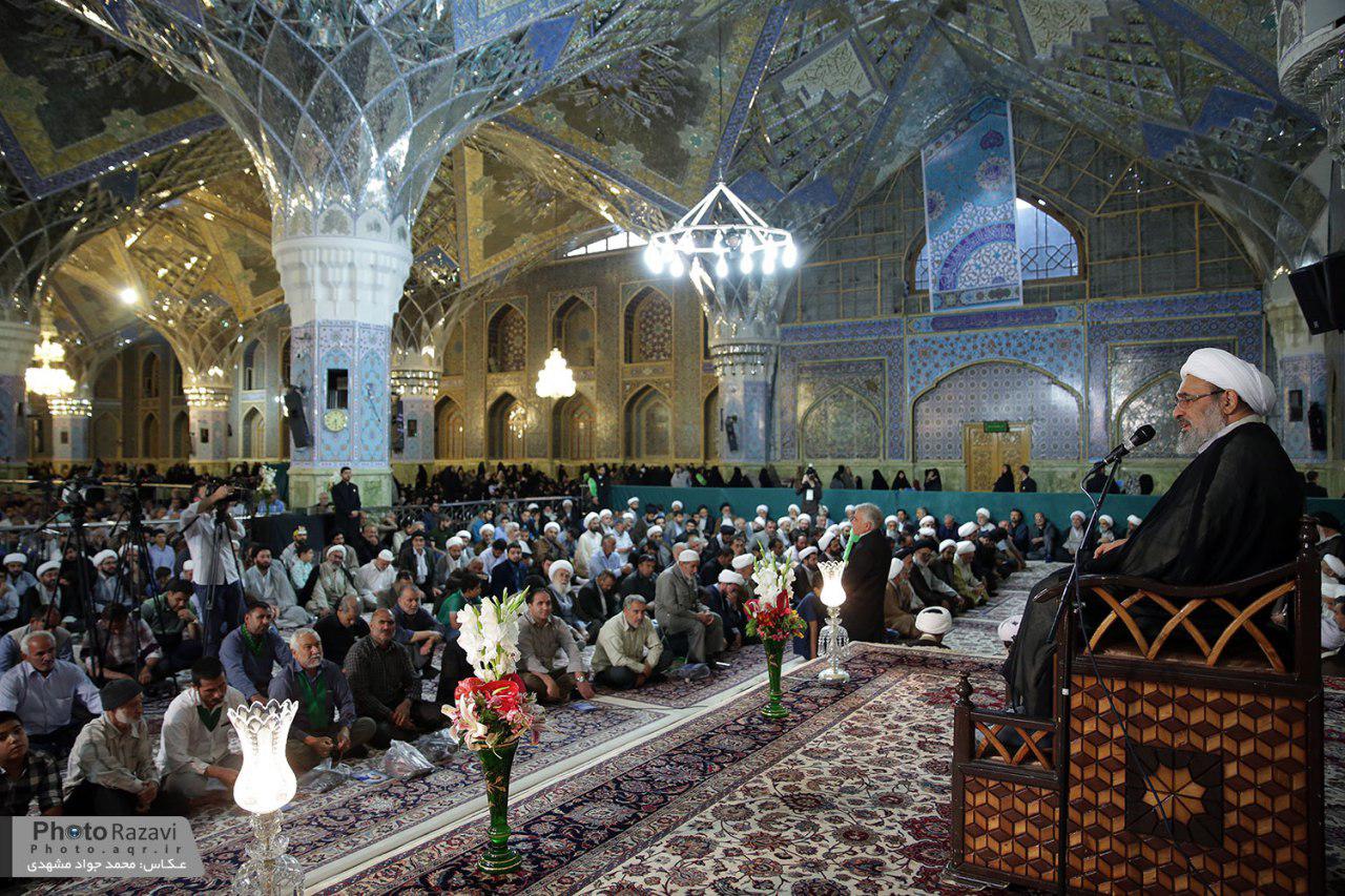سخنان امام خمینی (ره) باید شاخصه فعالیت مسئولان نظام باشد