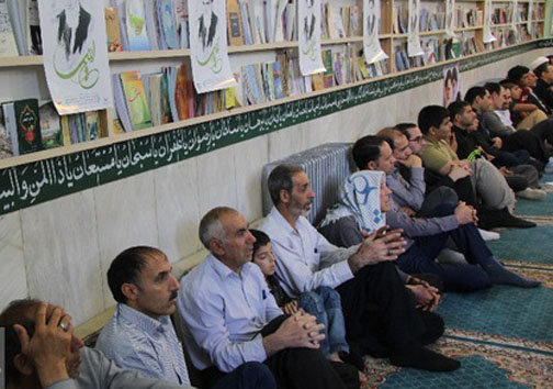 بزرگداشت سالروز ارتحال امام خمینی در کوهدشت / تصاویر