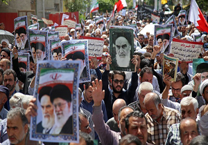 مراسم بزرگداشت شهدای ۱۵ خرداد در قم برگزار شد
