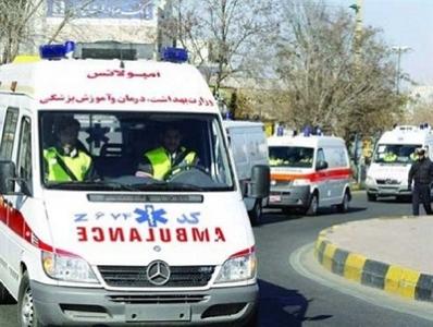 امدادگران هم اکنون یک نفر دیگر را از مجلس خارج کردند +فیلم