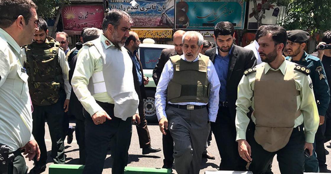 حضور  دادستان تهران در محل حادثه تیراندازی در مجلس+عکس
