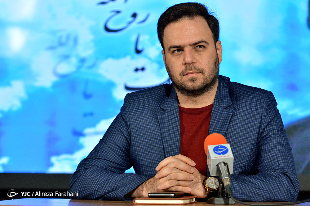 درد دل&zwnj; خواننده جوان انقلابی/ 80 درصد آثارم را با هزینه شخصی تولید کردم/ به خاطر دغدغه&zwnj;هایمان وارد میدان شدیم