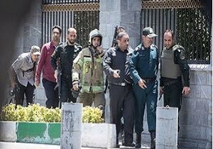 تروریست‌ها چگونه وارد مجلس شدند؟