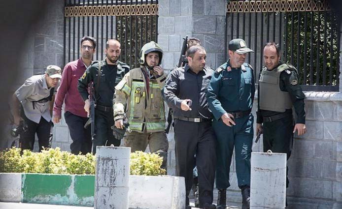 از پذیرش حملات تهران از سوی داعش تا واکنش بحث&zwnj;برانگیز وزیر خارجه عربستان به حملات تروریستی ایران
