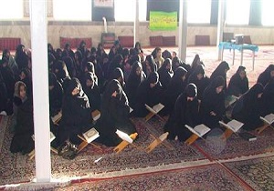 برگزاری محفل انس باقرآن درابرکوه باحضور قاریان ممتاز کشور