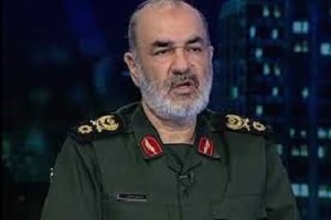 اولین فیلم منتشر شده از حضور تروریست های داعش در بیرون از مجلس