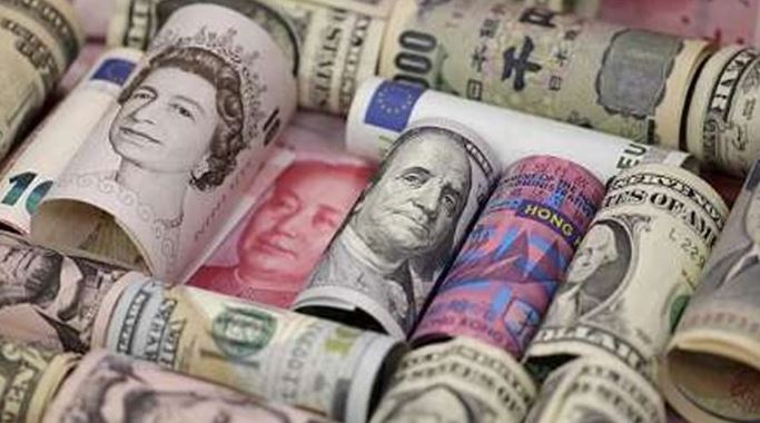 ارزش ریال قطر در برابر دلار آمریکا به پایین ترین سطح خود رسید