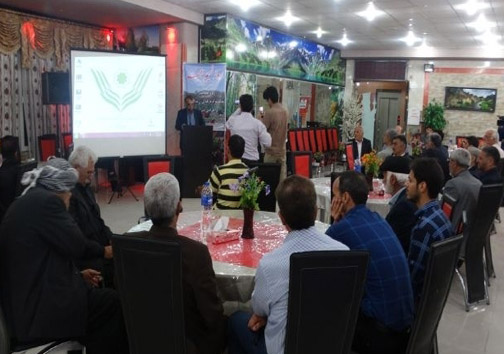 مراسم نسیم مهر در حمایت از خانواده زندانیان در الیگودرز برگزار شد +تصاویر