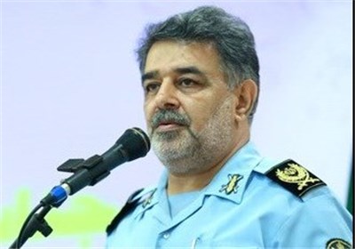 دشمان ما با زیر پا گذاشتن عزت خود از آمریکا سلاح مى&zwnj;خرند/ از بحث تولید هواپیمای جنگنده سبک و آموزشی عبور کرده&zwnj;ایم