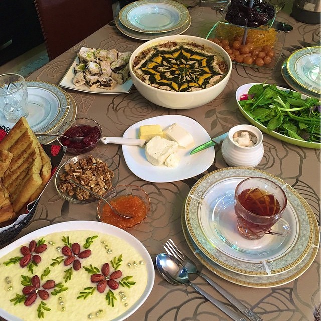 تزیین سفره های آسمانی ماه رمضان