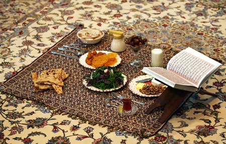 تزیین سفره های آسمانی ماه رمضان