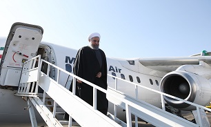رییس جمهور وارد مشهد شد