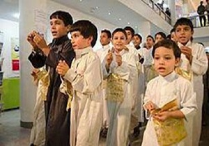 برگزاری مراسم و سنت گرگیعان در محله به محله خرمشهر