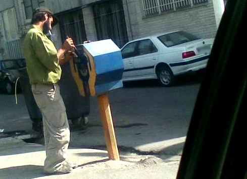 کشف 3 تن خرمای غیر بهداشتی در جنوب تهران/  پخت حلیم با پنبه و پشم گوسفند