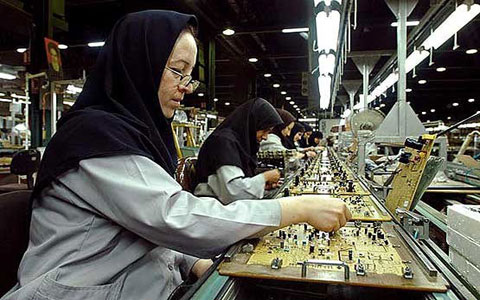 آیا زنان شاغل خوشحال ترند؟