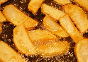 نقش روغن سرخ کردنی در ابتلا به سرطان