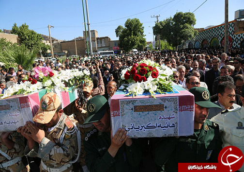 تشییع با شکوه ۲ شهیده حادثه تروریستی تهران در خرم آباد+ عکس