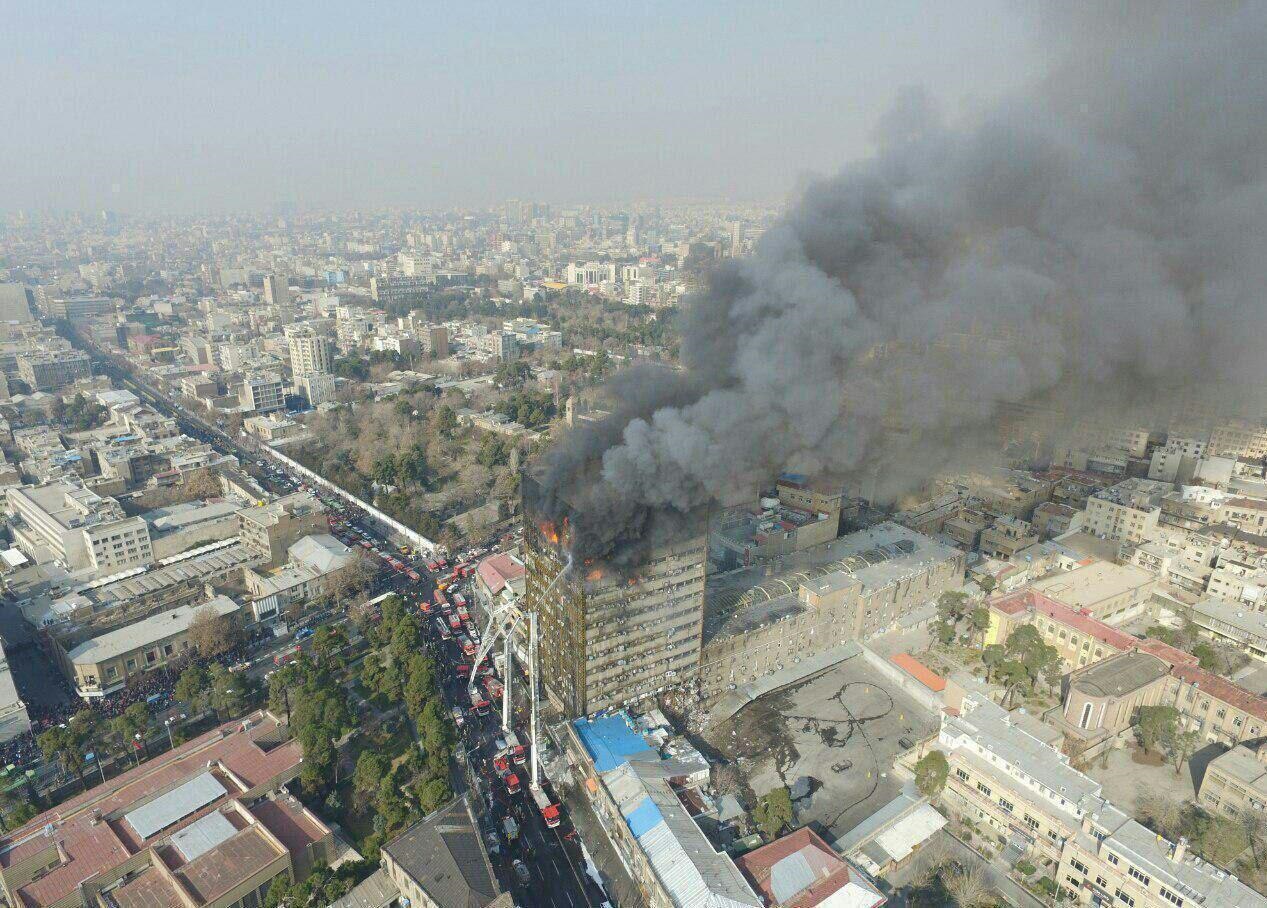 کسبه پلاسکو این بار زیرآوار تسهیلات بانکی و مشکلات مالیاتی/ وعده‌های سرخرمن مسئولین آتش کسبه پلاسکو را تندتر کرد