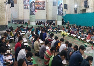 محفل قرانی با حضور 400 نوجوان در رحمت آباد