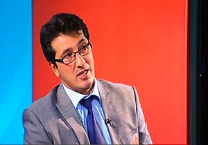 اتفاق عجیب در فوتبال ایران/ کارشناس BBC در لیگ برتر سمت گرفت!