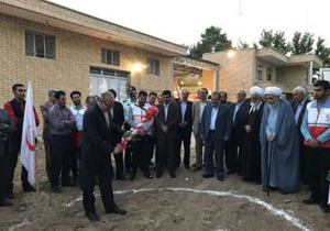 کلنگ احداث مرکز جامع فیزیوتراپی هلال احمر نطنز بر زمین زده شد